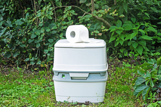 Best Portable restroom trailer rental  in Albany, GA